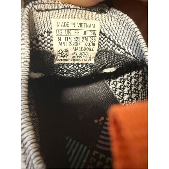 ADIDAS F22 used sneakers size 9 - Picture 8 of 8